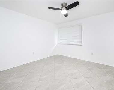 1001 W Marion Avenue - Photo Thumbnail 31