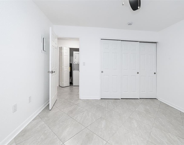 1001 W Marion Avenue - Photo Thumbnail 33