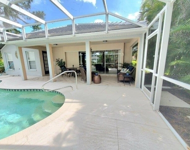 417 Islamorada Boulevard - Photo Thumbnail 4