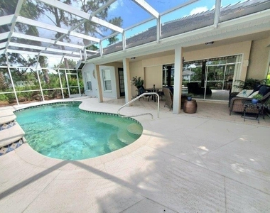 417 Islamorada Boulevard - Photo Thumbnail 5