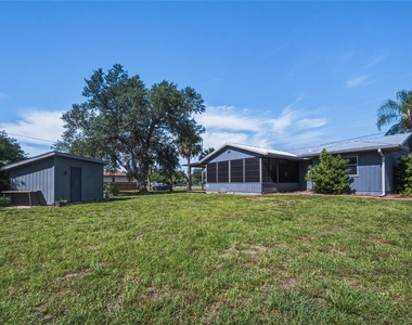 1326 Birchcrest Boulevard - Photo Thumbnail 15