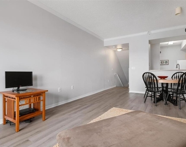 5681 Bentgrass Drive - Photo Thumbnail 10