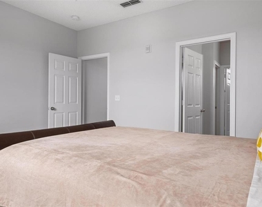 5681 Bentgrass Drive - Photo Thumbnail 18