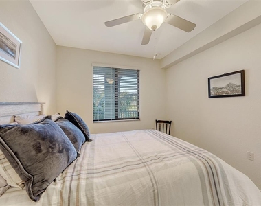 16814 Vardon Terrace - Photo Thumbnail 32