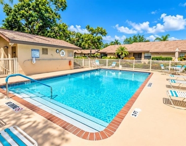 4542 Morningside - Photo Thumbnail 17