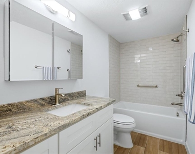 885 Spanish Drive N - Photo Thumbnail 6
