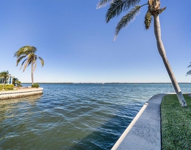 885 Spanish Drive N - Photo Thumbnail 45