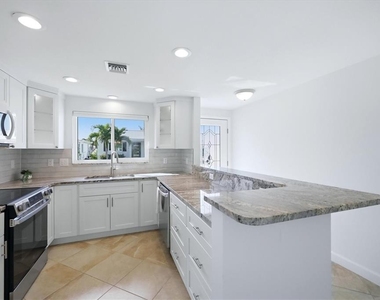 885 Spanish Drive N - Photo Thumbnail 22