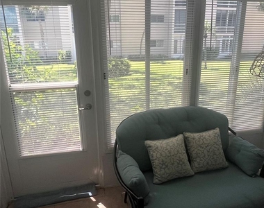 995 Laguna Drive - Photo Thumbnail 30