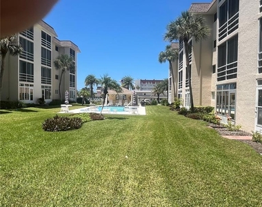 995 Laguna Drive - Photo Thumbnail 35