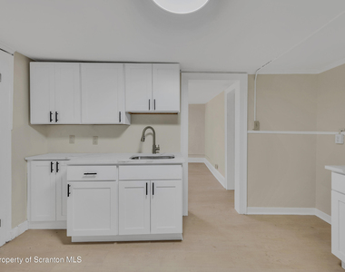629 R Beech Street - Photo Thumbnail 17