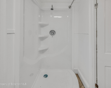 629 R Beech Street - Photo Thumbnail 2