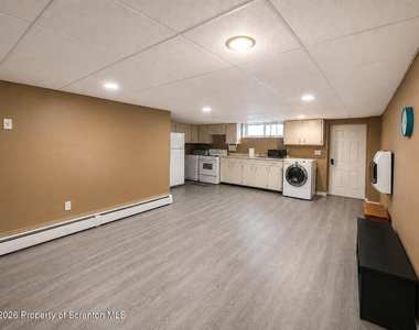 2125 Ash Street - Photo Thumbnail 4