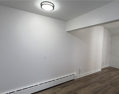 2026 Ealer Street - Photo Thumbnail 9
