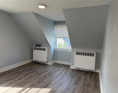 700 Wolf Avenue - Photo Thumbnail 27