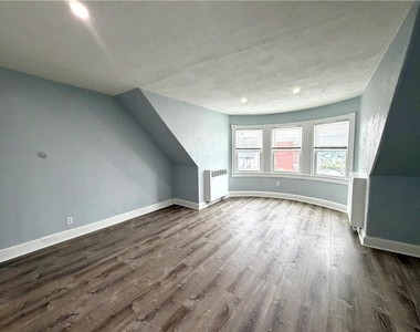 700 Wolf Avenue - Photo Thumbnail 25