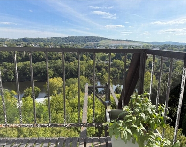 700 Wolf Avenue - Photo Thumbnail 12
