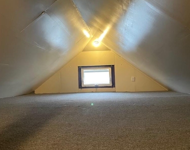 2434 Sycamore Street - Photo Thumbnail 9