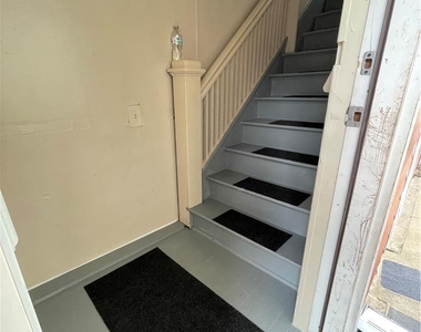 2434 Sycamore Street - Photo Thumbnail 11