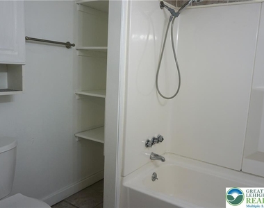 68 E Union Boulevard - Photo Thumbnail 6