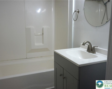 68 E Union Boulevard - Photo Thumbnail 7