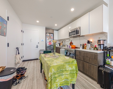 388 Vernon Avenue - Photo Thumbnail 1