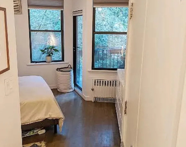 248 10th Avenue - Photo Thumbnail 7