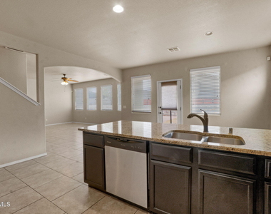 3836 Loma Cristobal - Photo Thumbnail 17