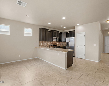 3836 Loma Cristobal - Photo Thumbnail 16