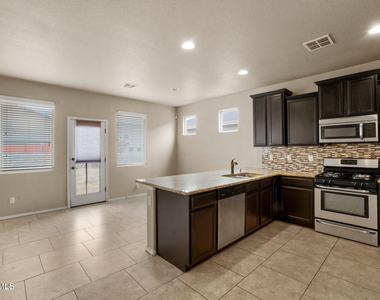 3836 Loma Cristobal - Photo Thumbnail 19