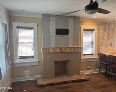 615 N Cebada Street - Photo Thumbnail 3