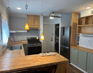 615 N Cebada Street - Photo Thumbnail 6