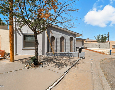 3911 Quasar Court - Photo Thumbnail 2