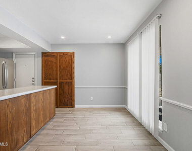 3911 Quasar Court - Photo Thumbnail 5