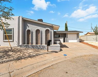 3911 Quasar Court - Photo Thumbnail 1