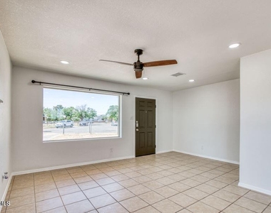 5700 Edinburg Drive - Photo Thumbnail 5