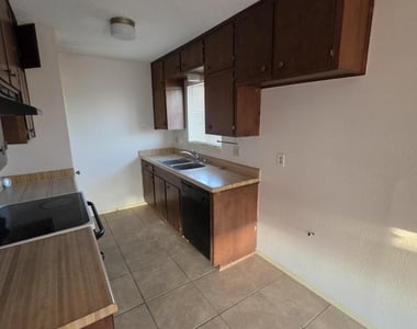217 Palmary Drive - Photo Thumbnail 10