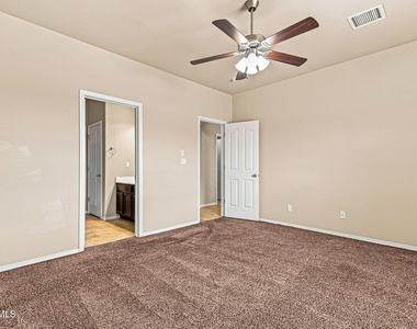 7409 Dewberry Drive - Photo Thumbnail 34