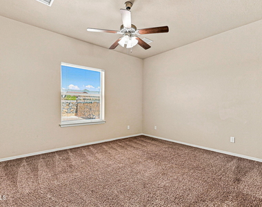 7409 Dewberry Drive - Photo Thumbnail 32