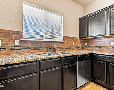 7409 Dewberry Drive - Photo Thumbnail 17