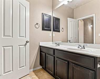 7409 Dewberry Drive - Photo Thumbnail 28