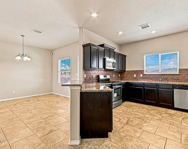 7409 Dewberry Drive - Photo Thumbnail 19
