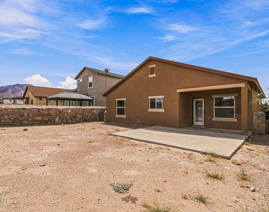 7409 Dewberry Drive - Photo Thumbnail 42
