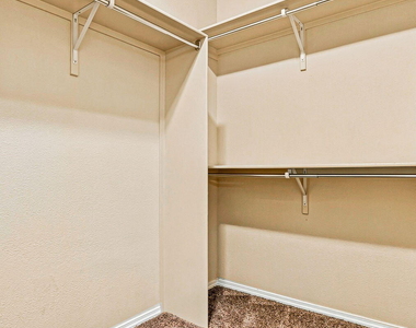 7409 Dewberry Drive - Photo Thumbnail 40