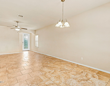 7409 Dewberry Drive - Photo Thumbnail 11