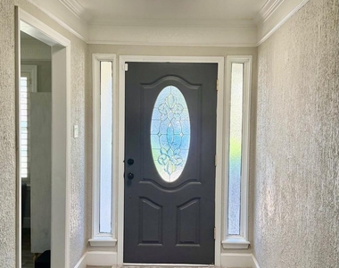 4921 Vista Grande Circle - Photo Thumbnail 4