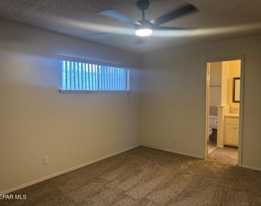 8800 Sampson Court - Photo Thumbnail 23