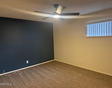 8800 Sampson Court - Photo Thumbnail 24