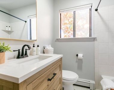 516 Indian Avenue - Photo Thumbnail 10