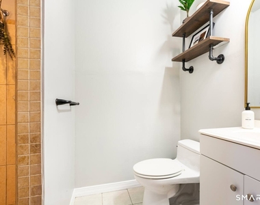 516 Indian Avenue - Photo Thumbnail 12